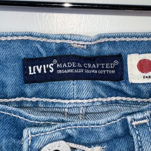 Levis Wedgie Fit Ankle Jeans Women 26 Measure 28x23 White Oak Cone Denim Raw Hem - Picture 4 of 11